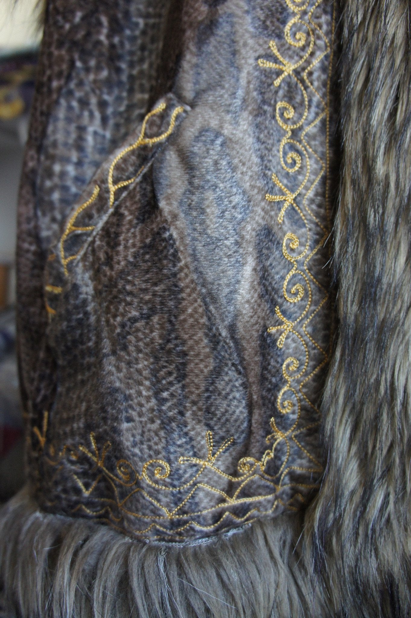 Indira Vest